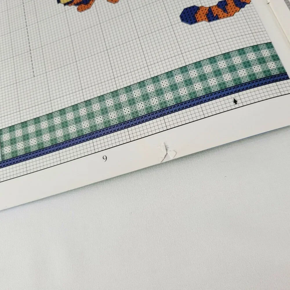 Vintage Disney Home Winnie The Pooh Baby Cross Stitch Pattern Book 3125 Y2K 90s
